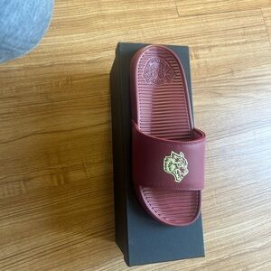 Stylish Maroon Darc Sport Slides
